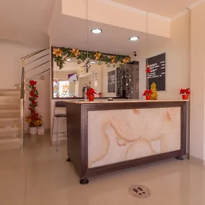 https://hotel-el-pirata.quintano-roohotels.com